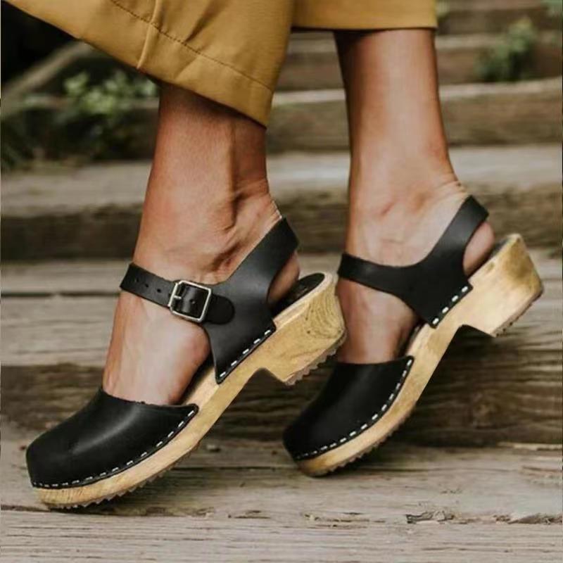 Elegantes sandalias de plataforma de Isabella Sol