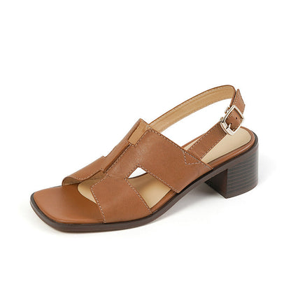 Sandalias elegantes de tacón grueso de Isabella Sol