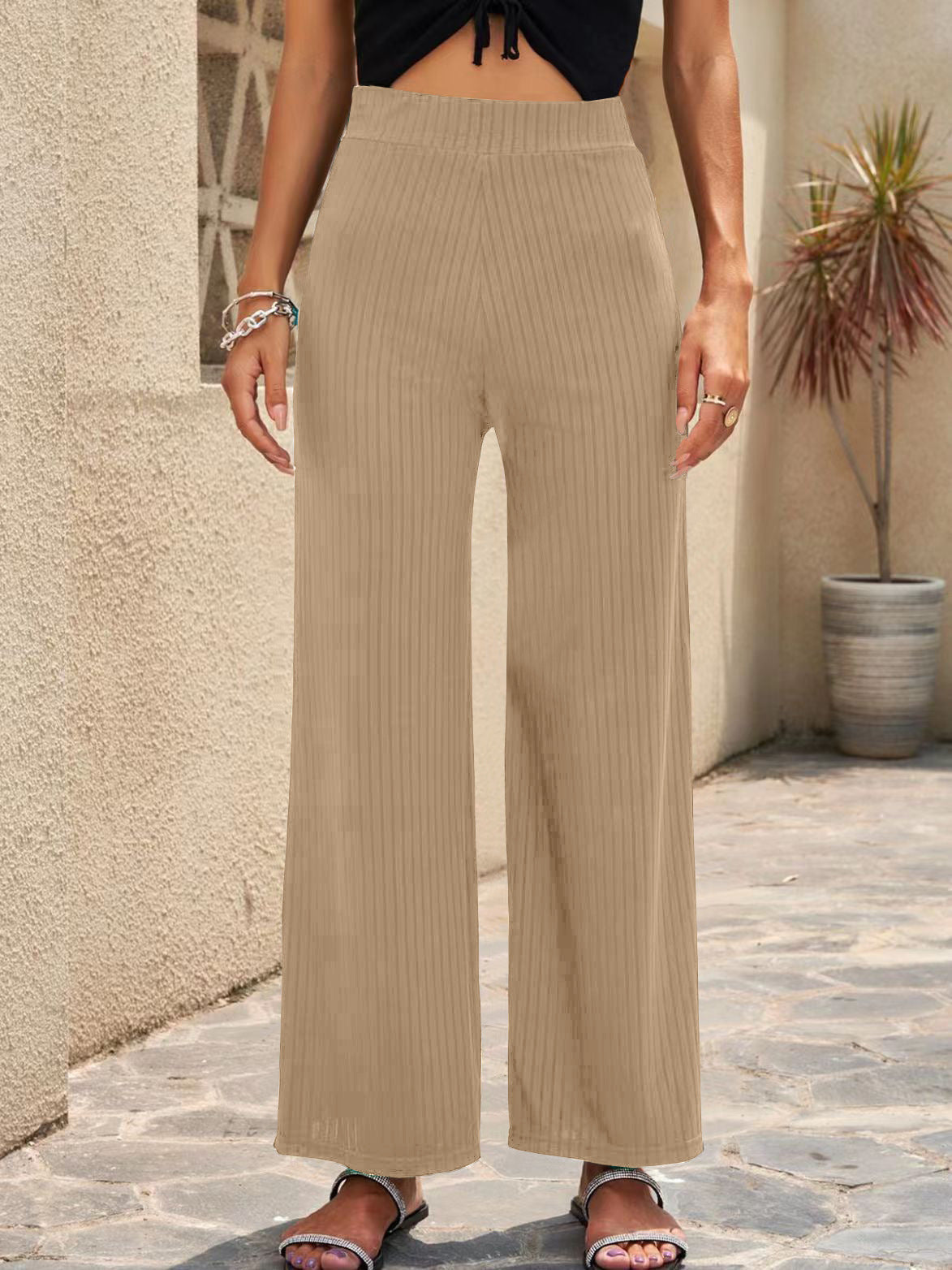 Pantalones anchos elásticos de Isabella Sol