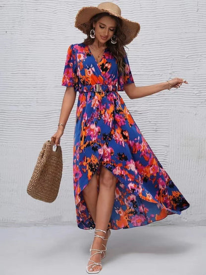 Vestido asimétrico con escote en V de Isabella Sol.