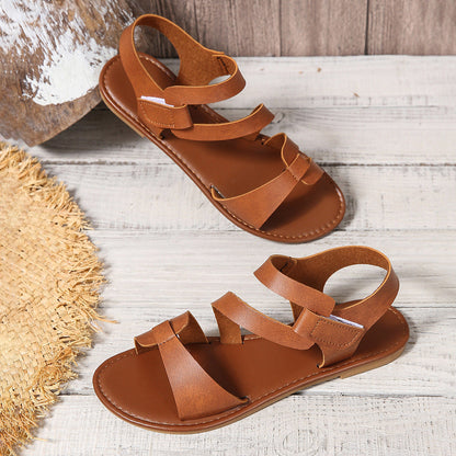 Sandalias planas con velcro de Isabella Sol inspiradas en Pinterest