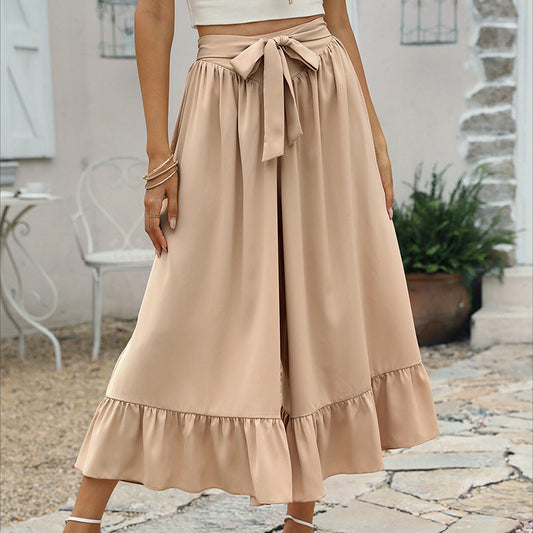 Elegante falda pantalón color caqui con volantes de Isabella Sol.