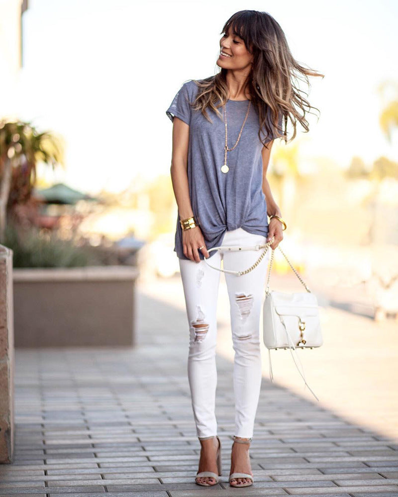 Blusa de verano elegante con diseño cruzado de Isabella Sol