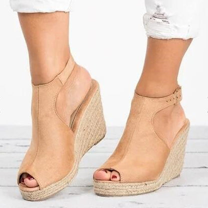 Elegantes sandalias de cuña con plataforma de Isabella Sol