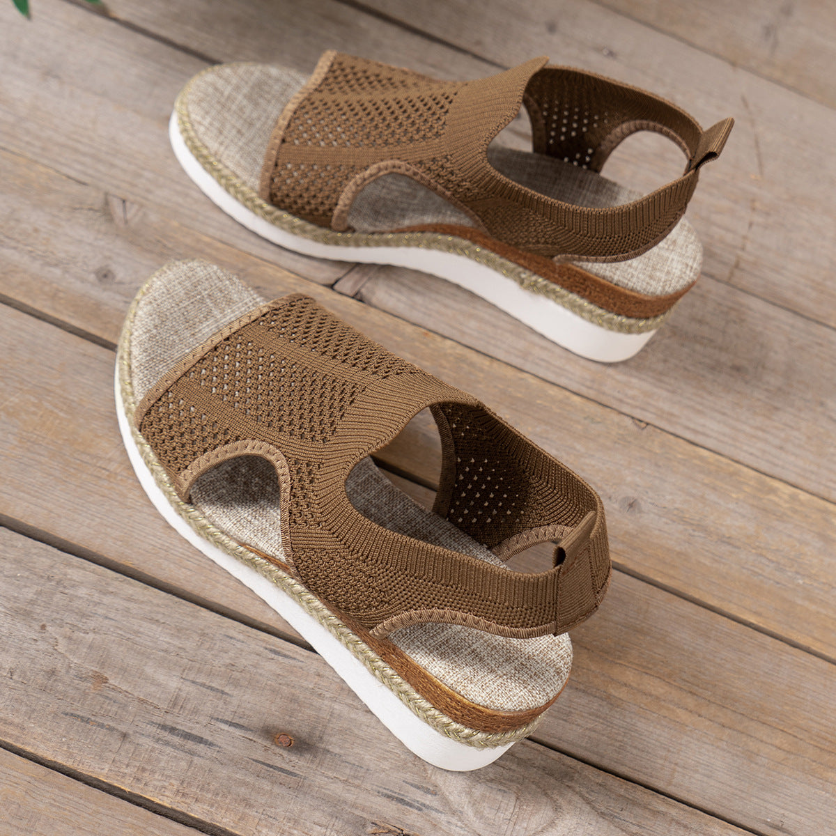 Sandalias de cuña transpirables de Isabella Sol