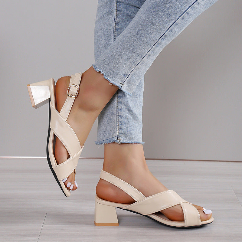 Elegantes sandalias de tacón ancho con tira al tobillo Isabella Sol
