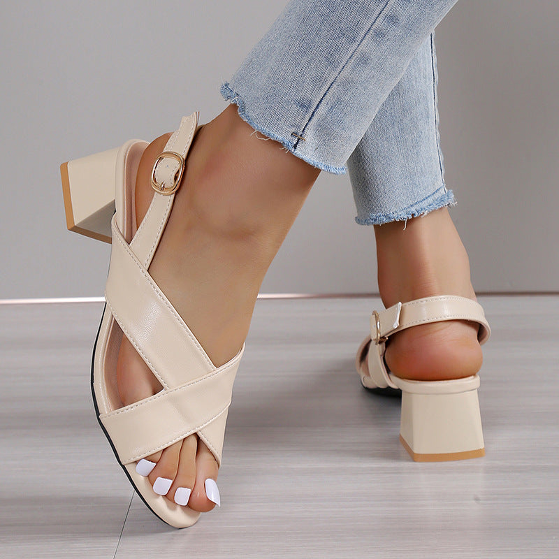 Elegantes sandalias de tacón ancho con tira al tobillo Isabella Sol