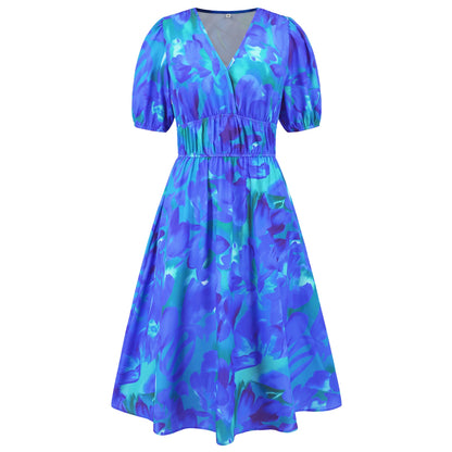 Vestido bohemio con estampado floral y escote en V de Isabella Sol.