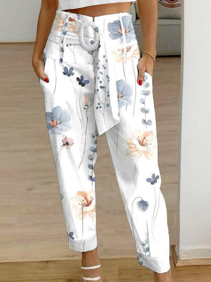 Pantalones cortos de lino con estampado floral de Isabella Sol para mujer.
