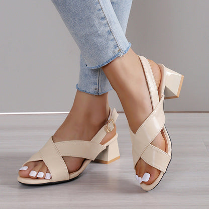 Elegantes sandalias de tacón ancho con tira al tobillo Isabella Sol
