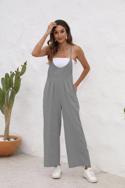 Elegante mono informal de Isabella Sol, confeccionado en lino.