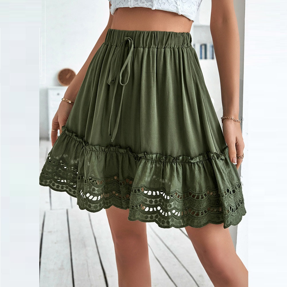 Falda elegante de encaje con retazos de Isabella Sol