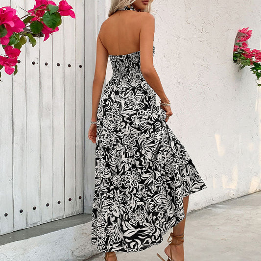 Elegante vestido halter floral de Isabella Sol