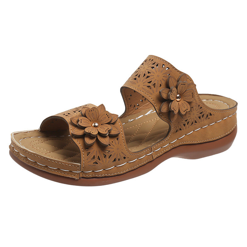 Sandalias planas florales de Isabella Sol inspiradas en Pinterest