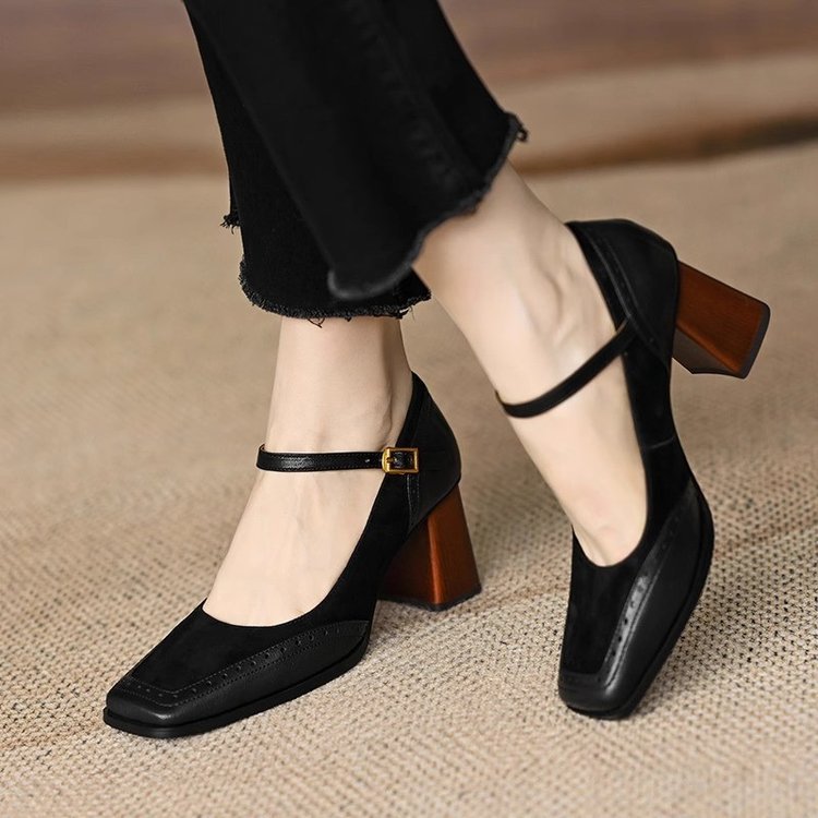 Elegant Isabella Sol Square Toe Chunky Heels