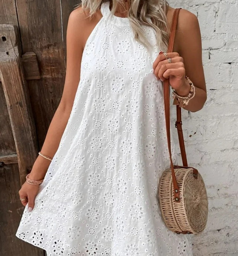 Elegante vestido sin mangas de encaje de Isabella Sol