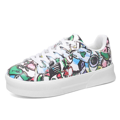 Zapatillas bajas Isabella Sol con estampado de grafiti