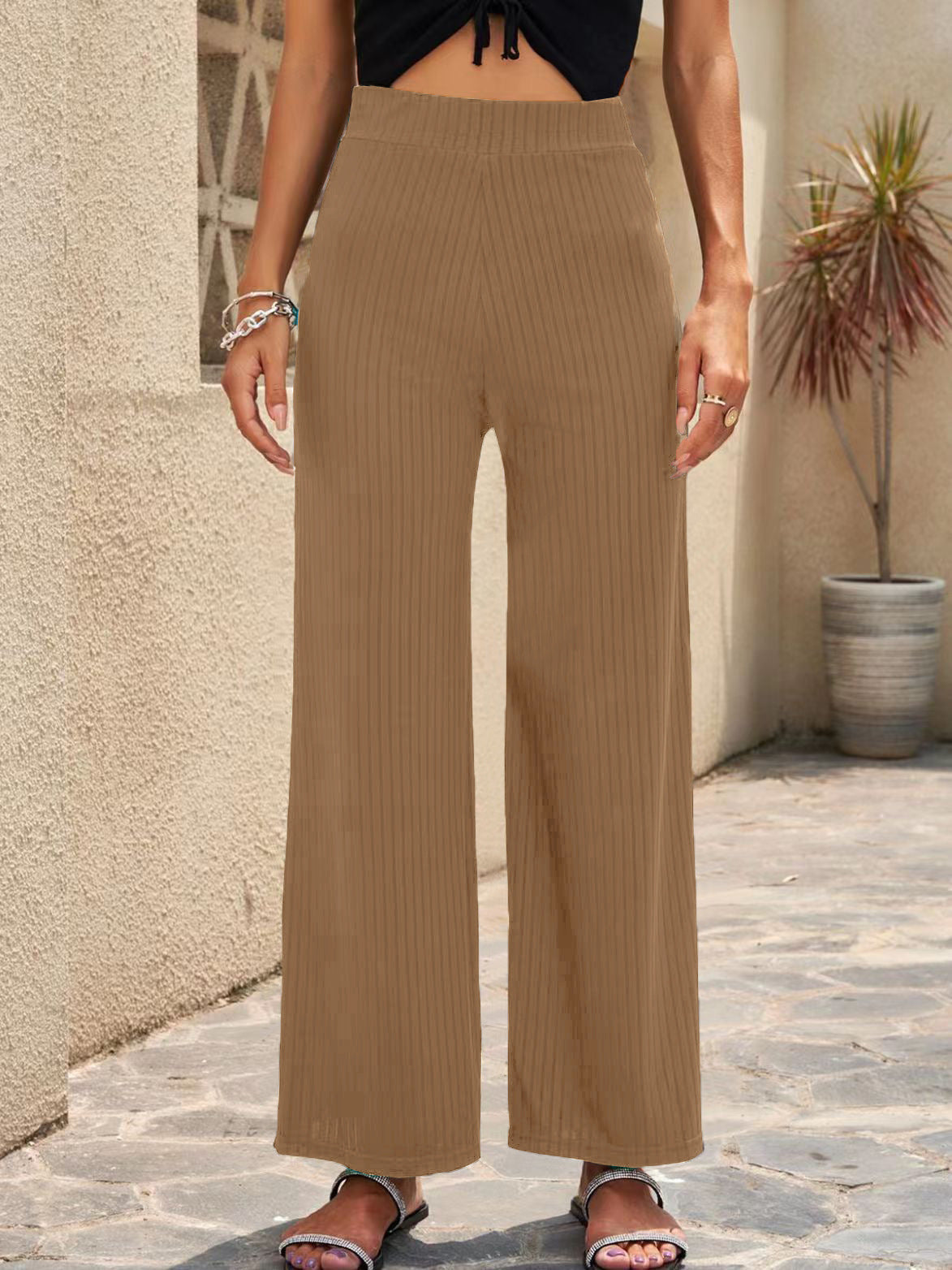 Pantalones anchos elásticos de Isabella Sol