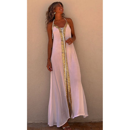 Elegante vestido halter con cordones de Isabella Sol