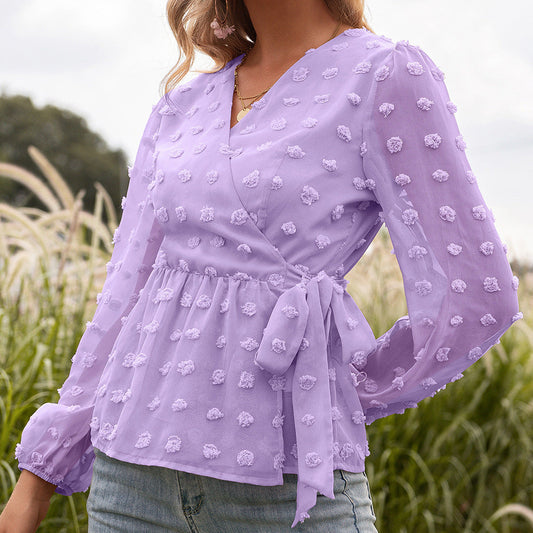 Elegante blusa jacquard con escote en V de Isabella Sol.