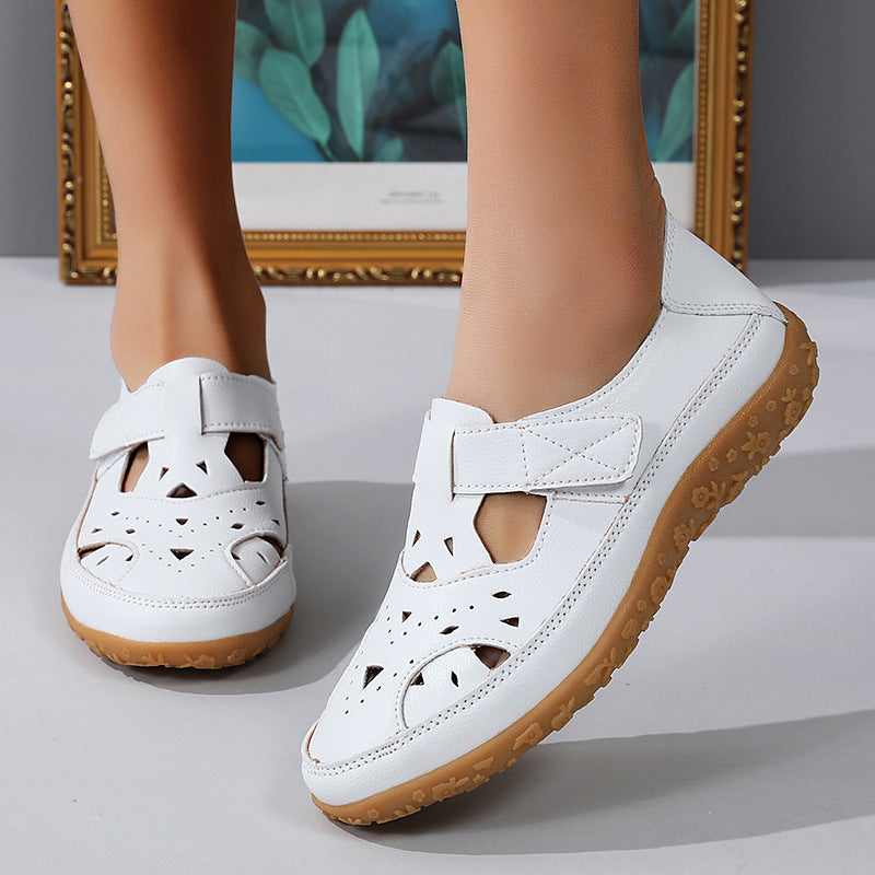 Sandalias planas cómodas con diseño calado de Isabella Sol