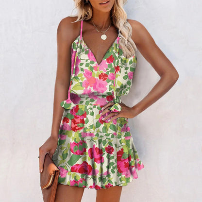 Vestido con escote en V y estampado floral vibrante de Isabella Sol.