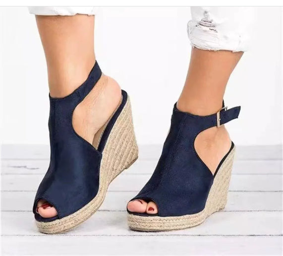 Elegantes sandalias de cuña con plataforma de Isabella Sol