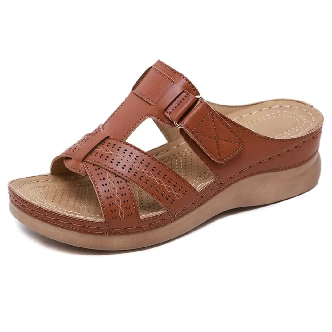 Sandalias de cuña vintage Isabella Sol para mujer.