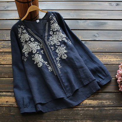 Top vintage de lino bordado con escote en V de Isabella Sol.