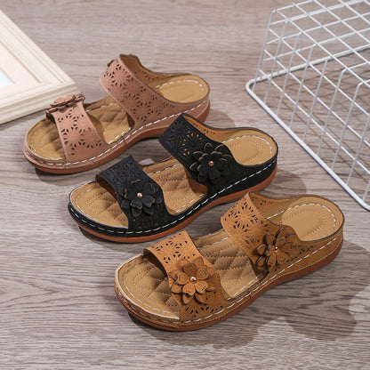 Sandalias planas florales de Isabella Sol inspiradas en Pinterest