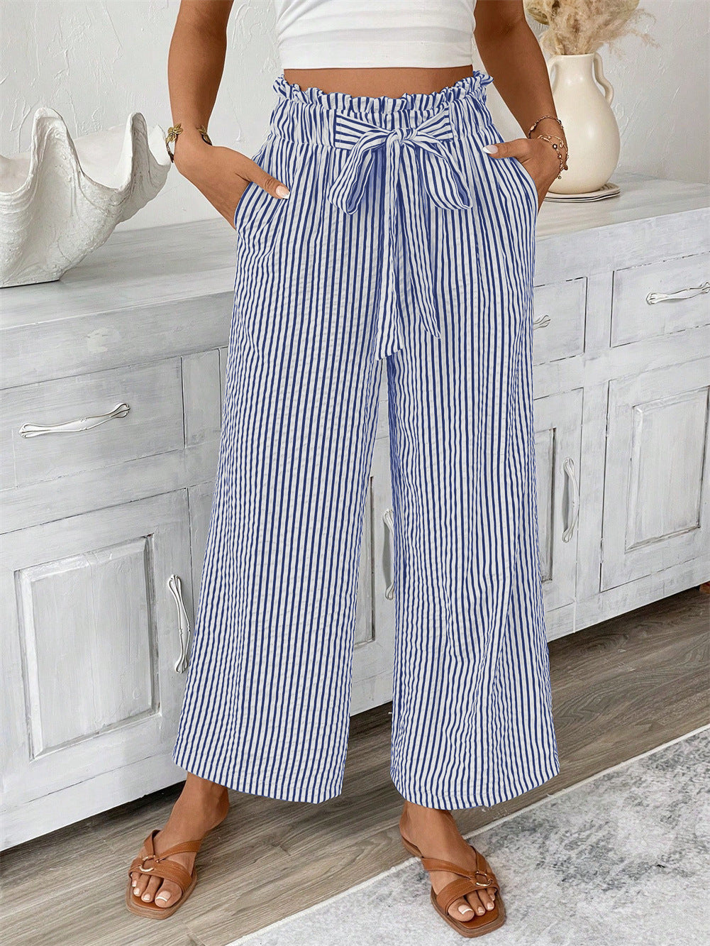 Pantalones rectos a rayas de Isabella Sol