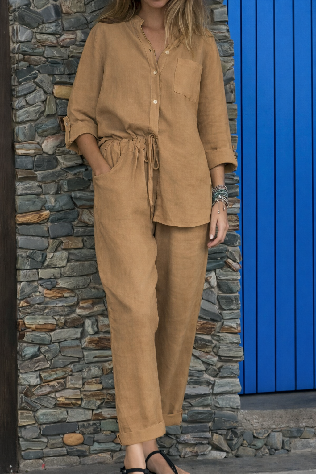 Conjunto elegante de algodón y lino con pantalones de talle alto Isabella Sol.
