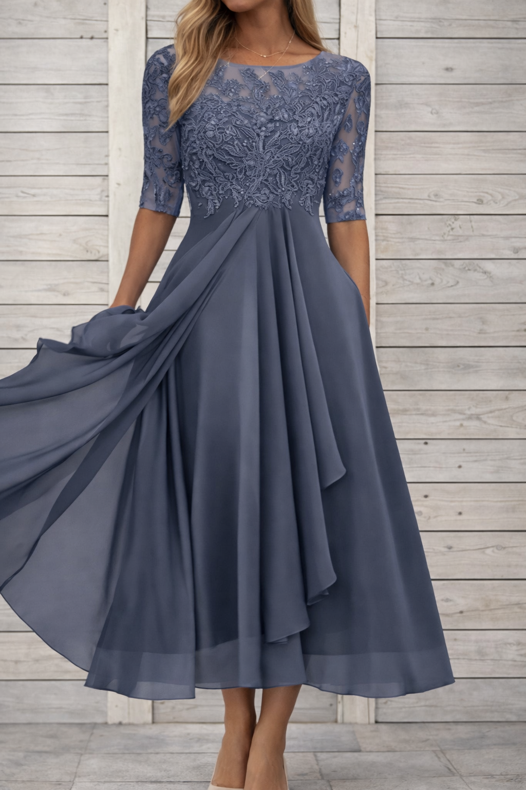 Elegante vestido de noche midi de encaje de Isabella Sol