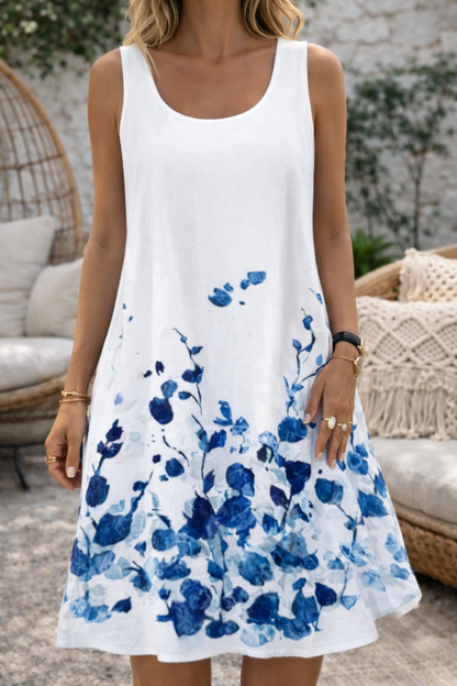 Vestido de verano sin mangas con estampado de hojas de Isabella Sol