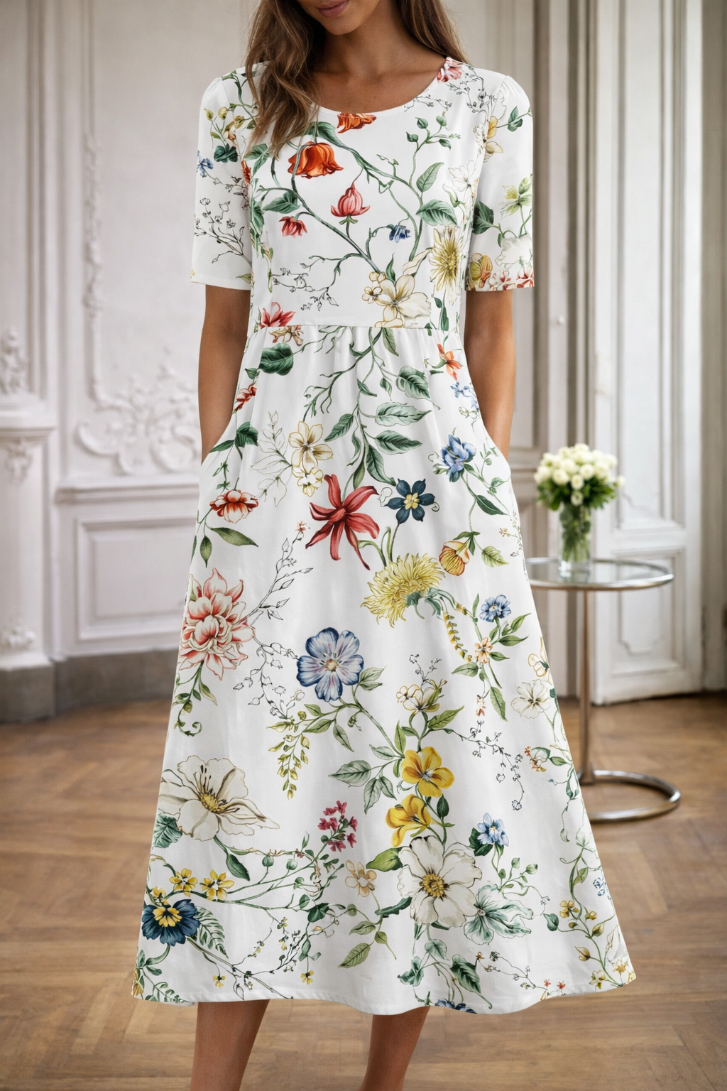 Vestido de cuello redondo con estampado floral de Isabella Sol