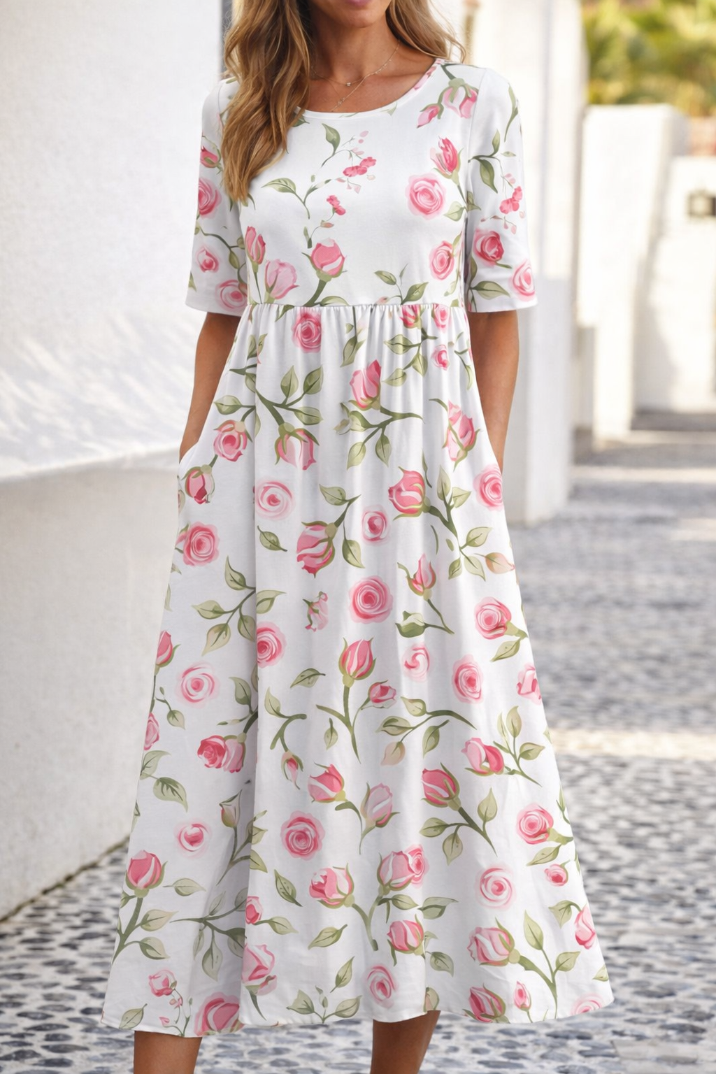 Vestido de verano con escote en V y estampado floral de Isabella Sol