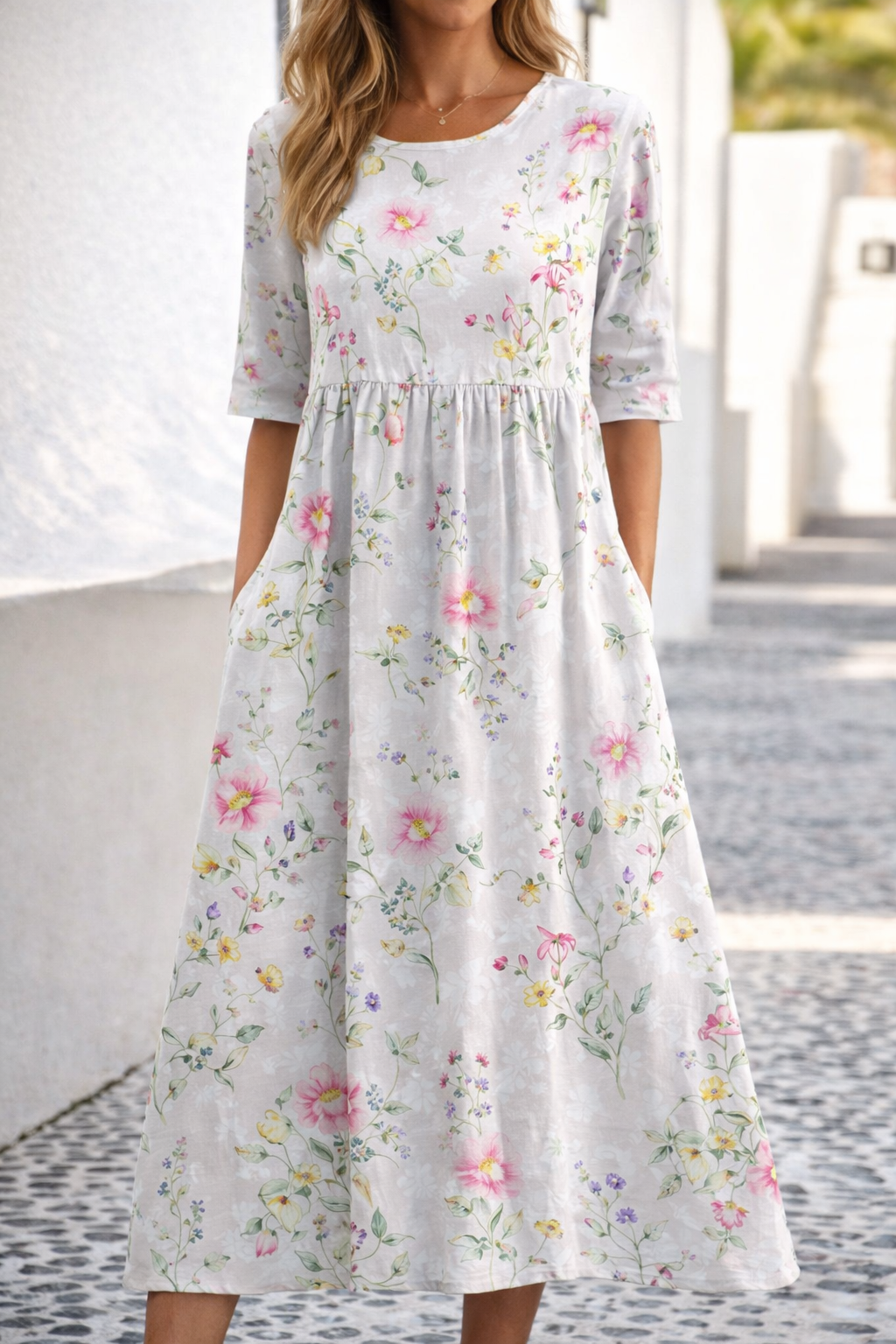 Vestido de verano con escote en V y estampado floral de Isabella Sol