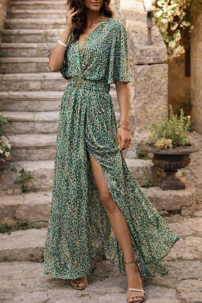 Vestido asimétrico con escote en V de Isabella Sol.