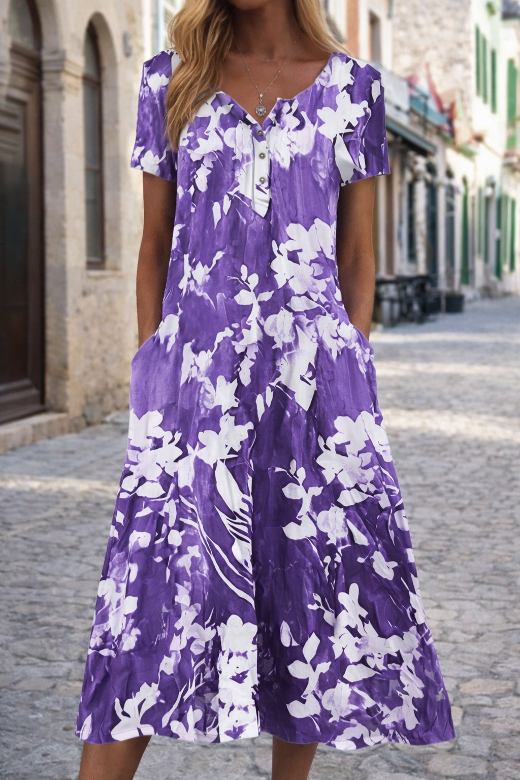 Vestido con estampado 3D de Isabella Sol, manga corta.