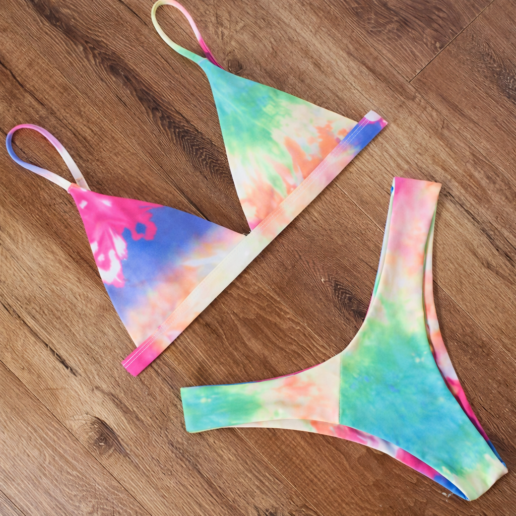 Bikini liso con tirantes de Isabella Sol
