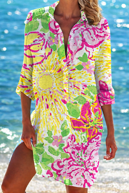 Un vibrante pareo de crepé para la playa, diseñado por Isabella Sol.