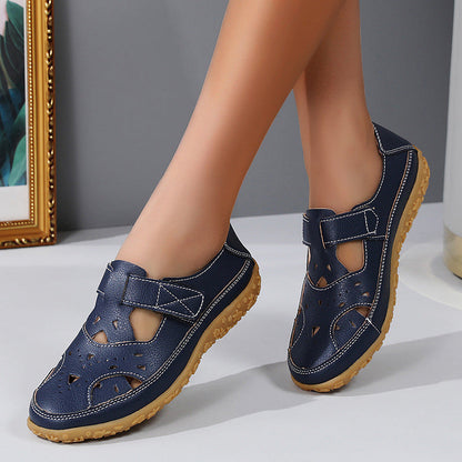 Sandalias planas cómodas con diseño calado de Isabella Sol
