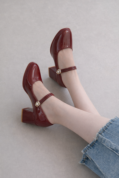 Zapatos de tacón alto estilo Mary Jane de Isabella Sol