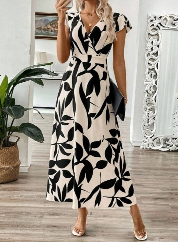 Elegante vestido largo estampado con escote en V de Isabella Sol.