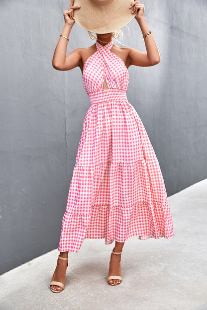 Elegante vestido halter sin espalda de Isabella Sol