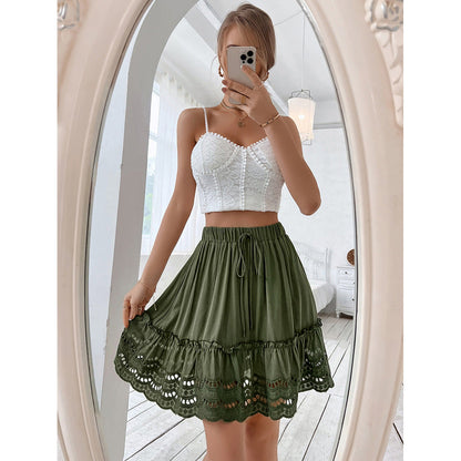 Falda elegante de encaje con retazos de Isabella Sol