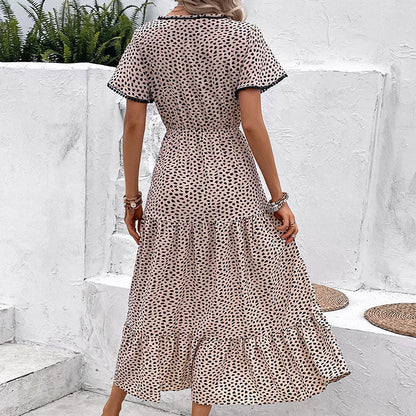 Vestido con escote en V y estampado de leopardo de Isabella Sol
