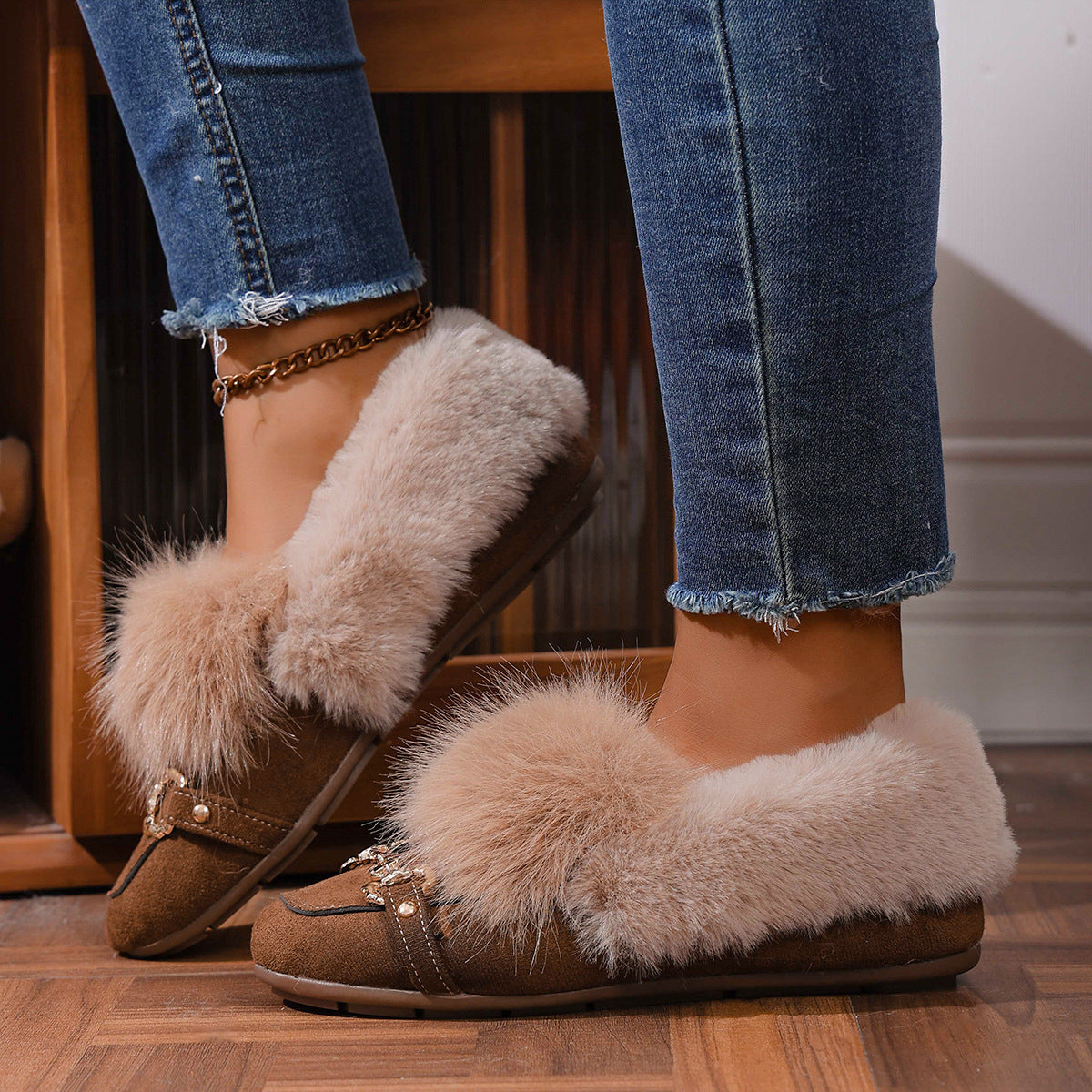 Mocasines de felpa aterciopelada de Isabella Sol