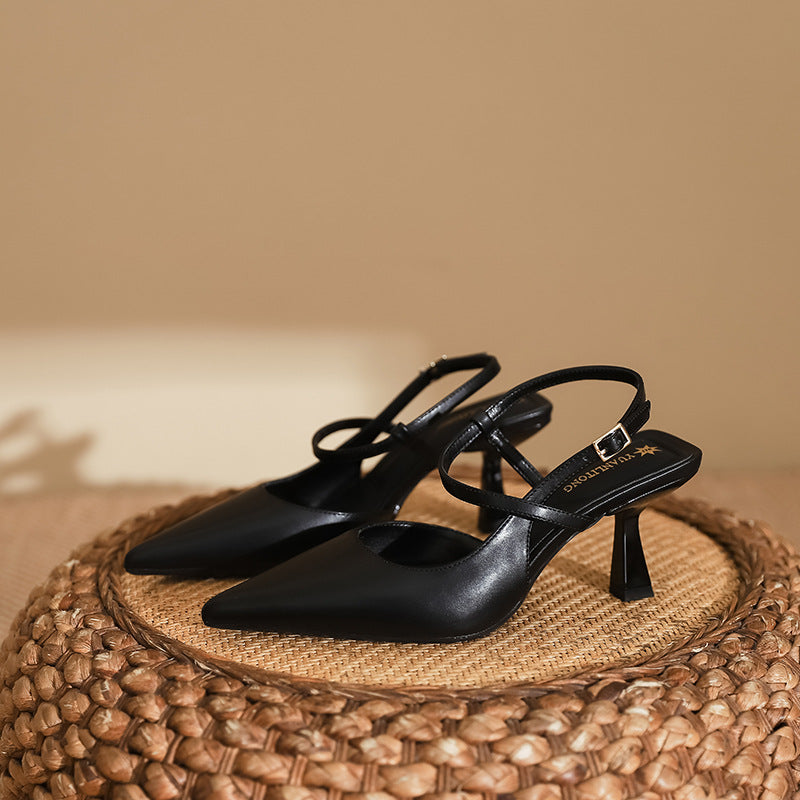 Elegantes sandalias de tacón alto con punta afilada de Isabella Sol
