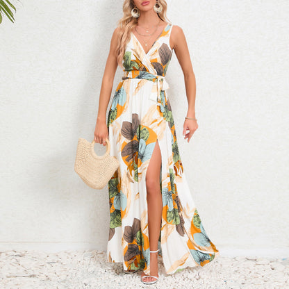 Vestido largo floral con escote en V de Isabella Sol
